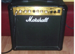 Marshall MG15CDR (90721)