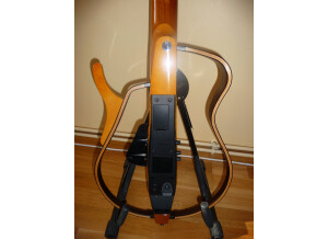 Yamaha SLG130NW (106)