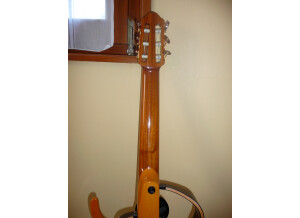 Yamaha SLG130NW (49058)