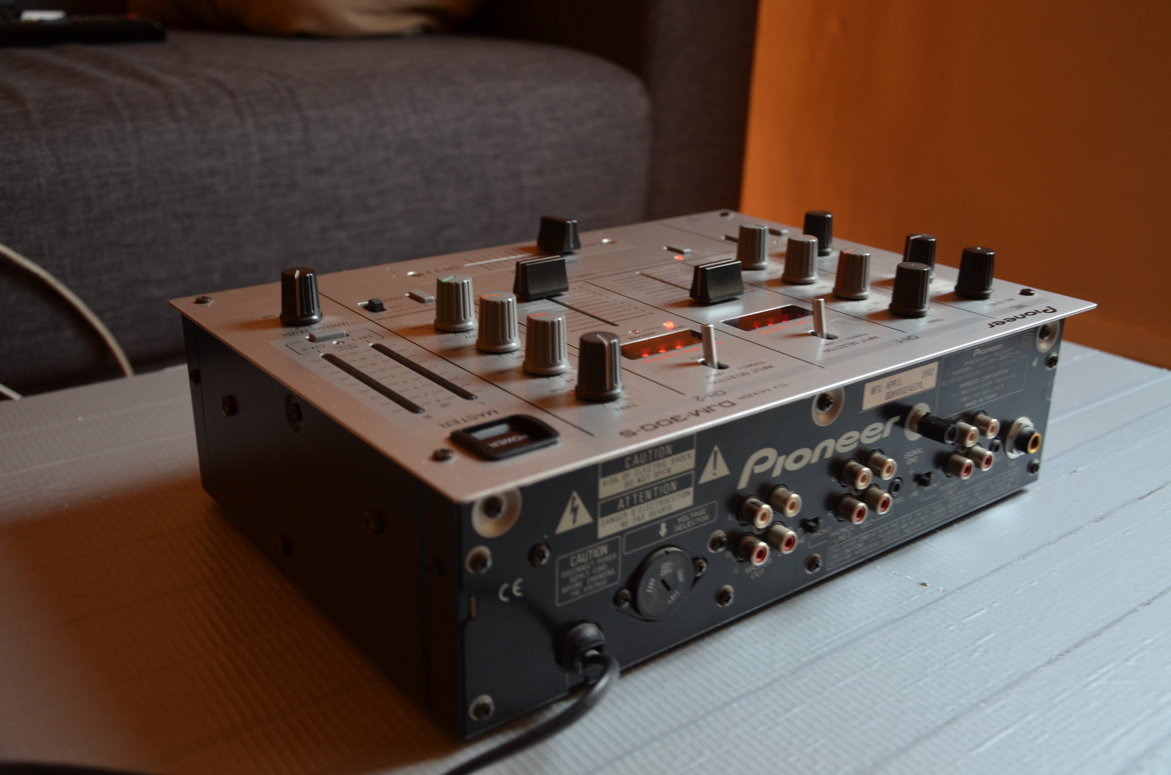 Pictures and images Pioneer DJM-300 - Audiofanzine