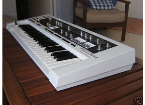 Roland SH-201 (46808)
