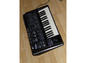 Roland SH-1 (89665)