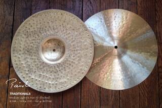 Paiste Signature Traditionals Medium Light Hi-Hat 15''