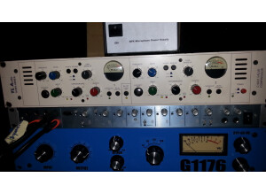 TL Audio 5021 2-Channel Tube Compressor (70110)