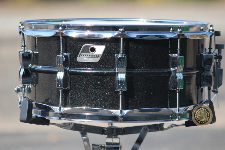 Ludwig Drums 6.5x14 acrolite black galaxy
