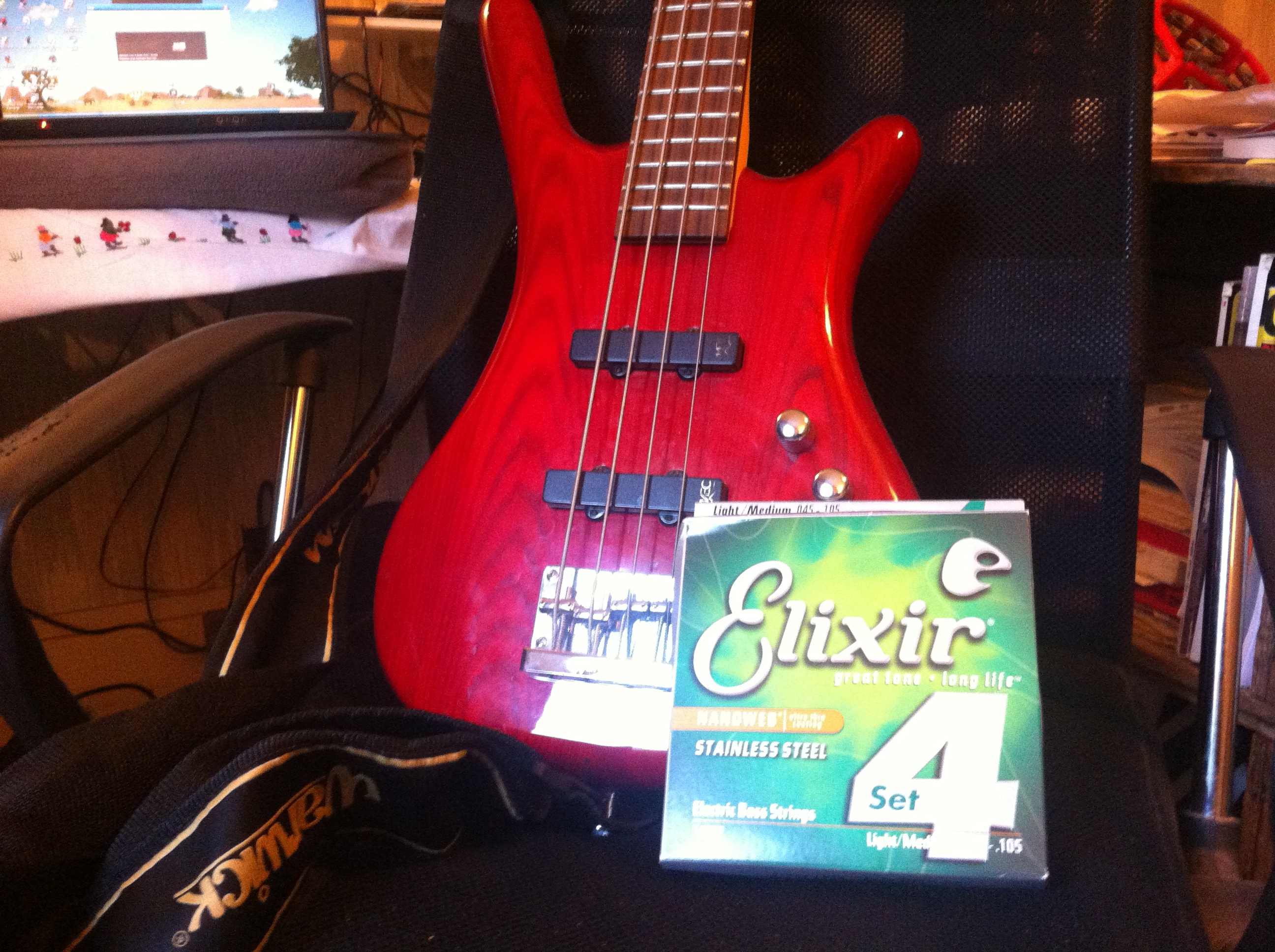 Elixir Strings Nanoweb Coating Stainless Steel Bass 4-String