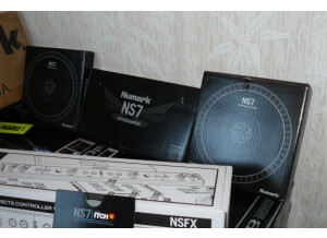 Numark NS7 (6895)