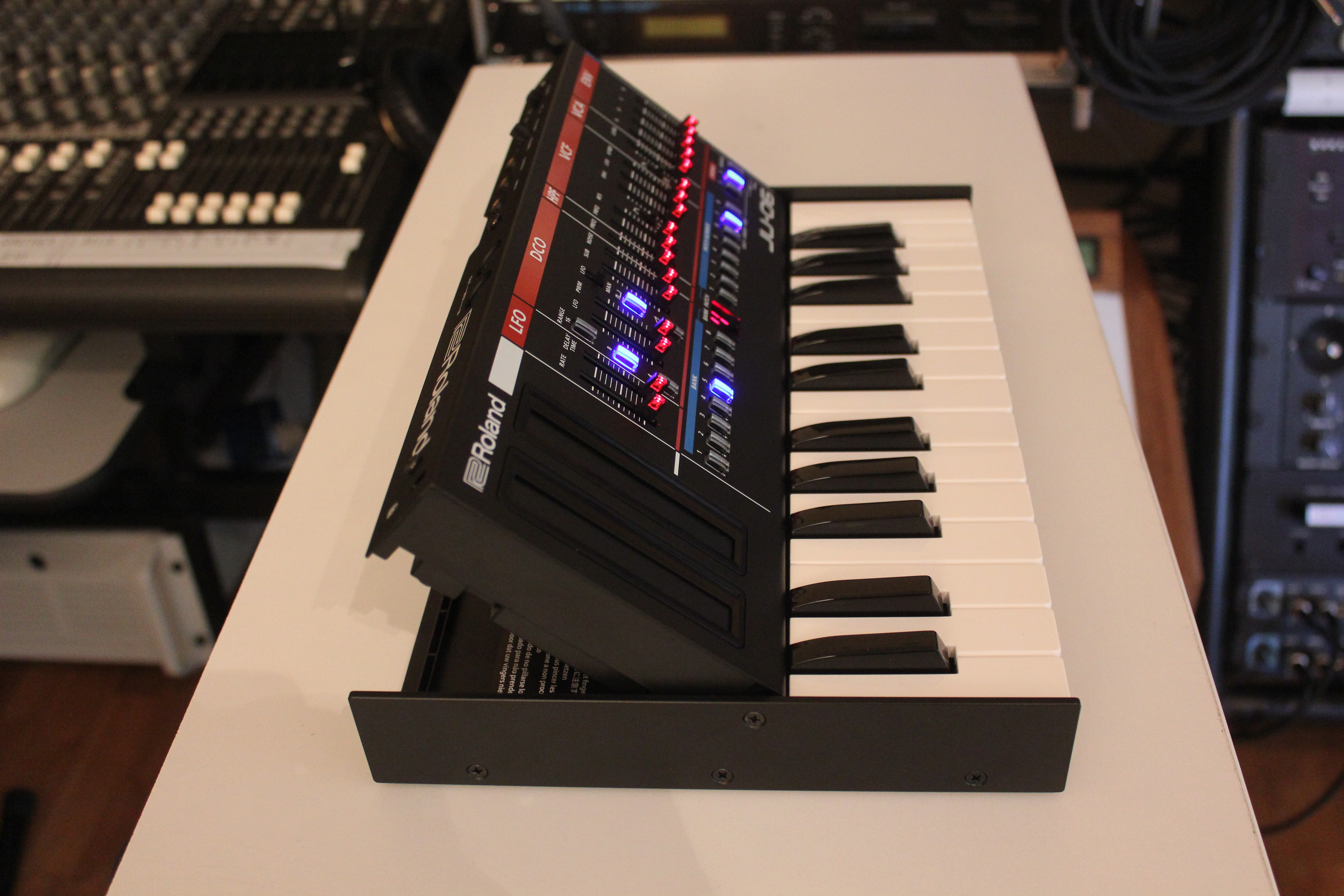 Roland Boutique JU-06