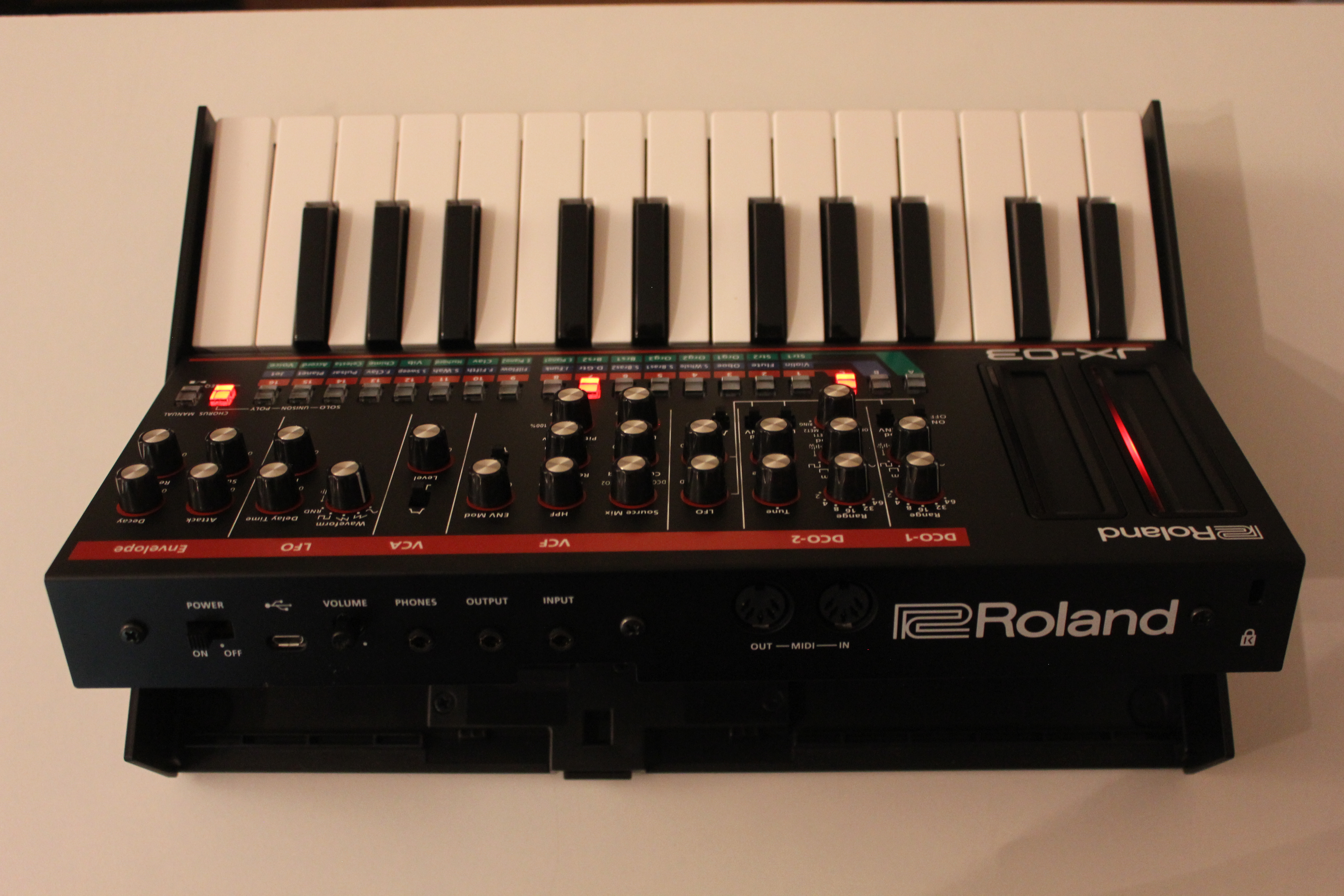 Roland JX-03