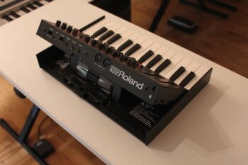 Roland JX-03 Roland JX-03