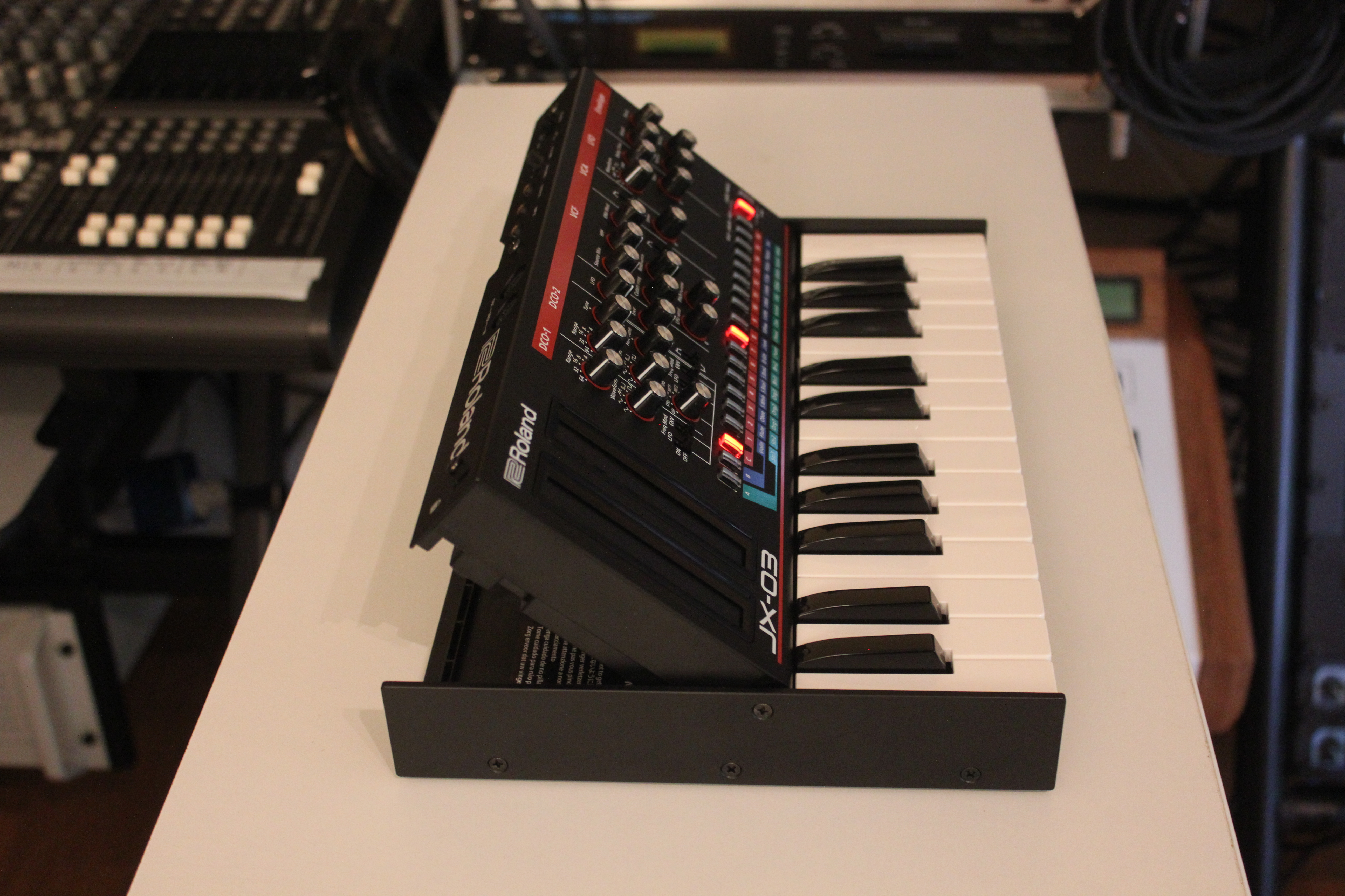 Roland JX-03