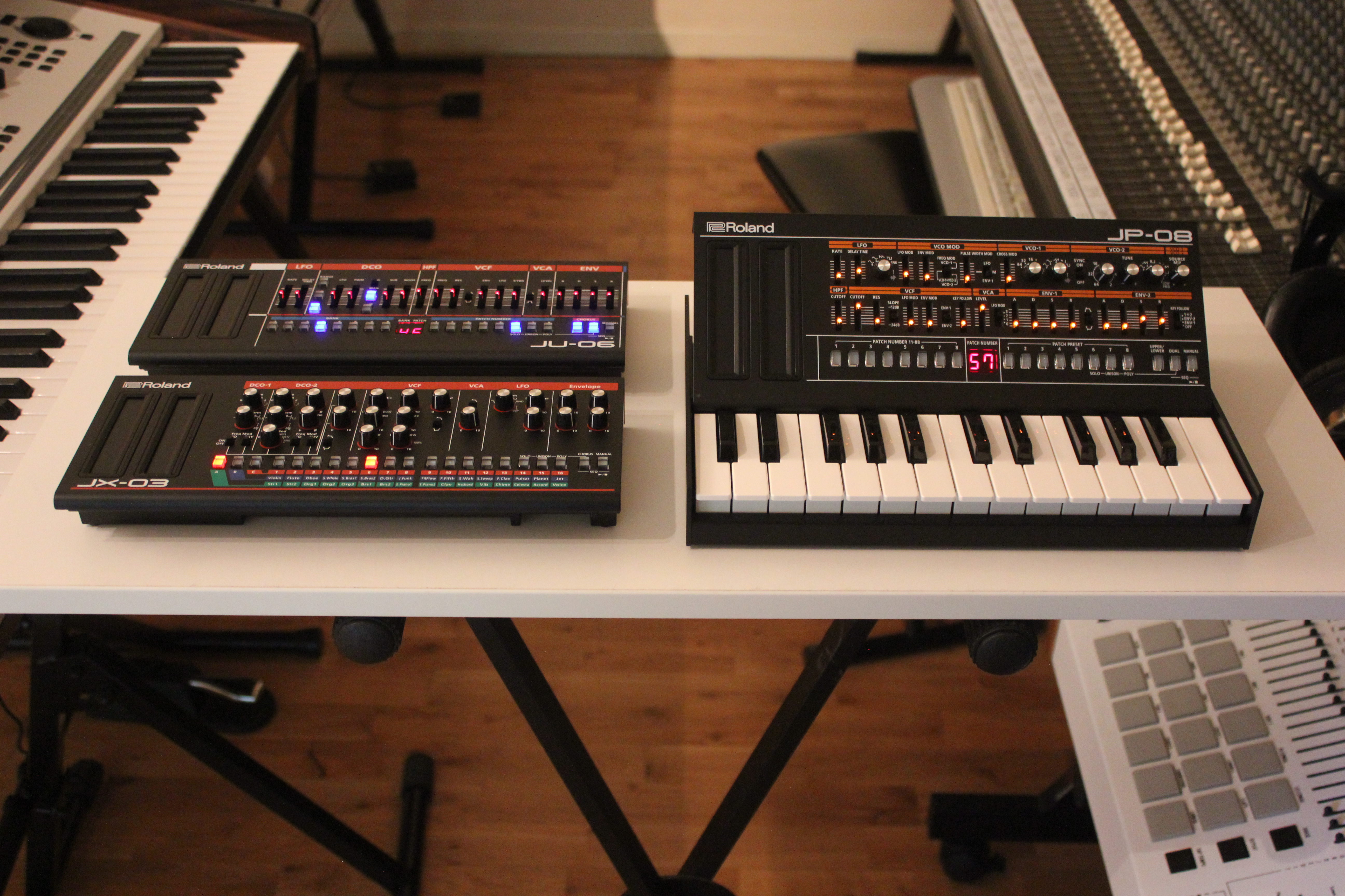 Roland JX-03