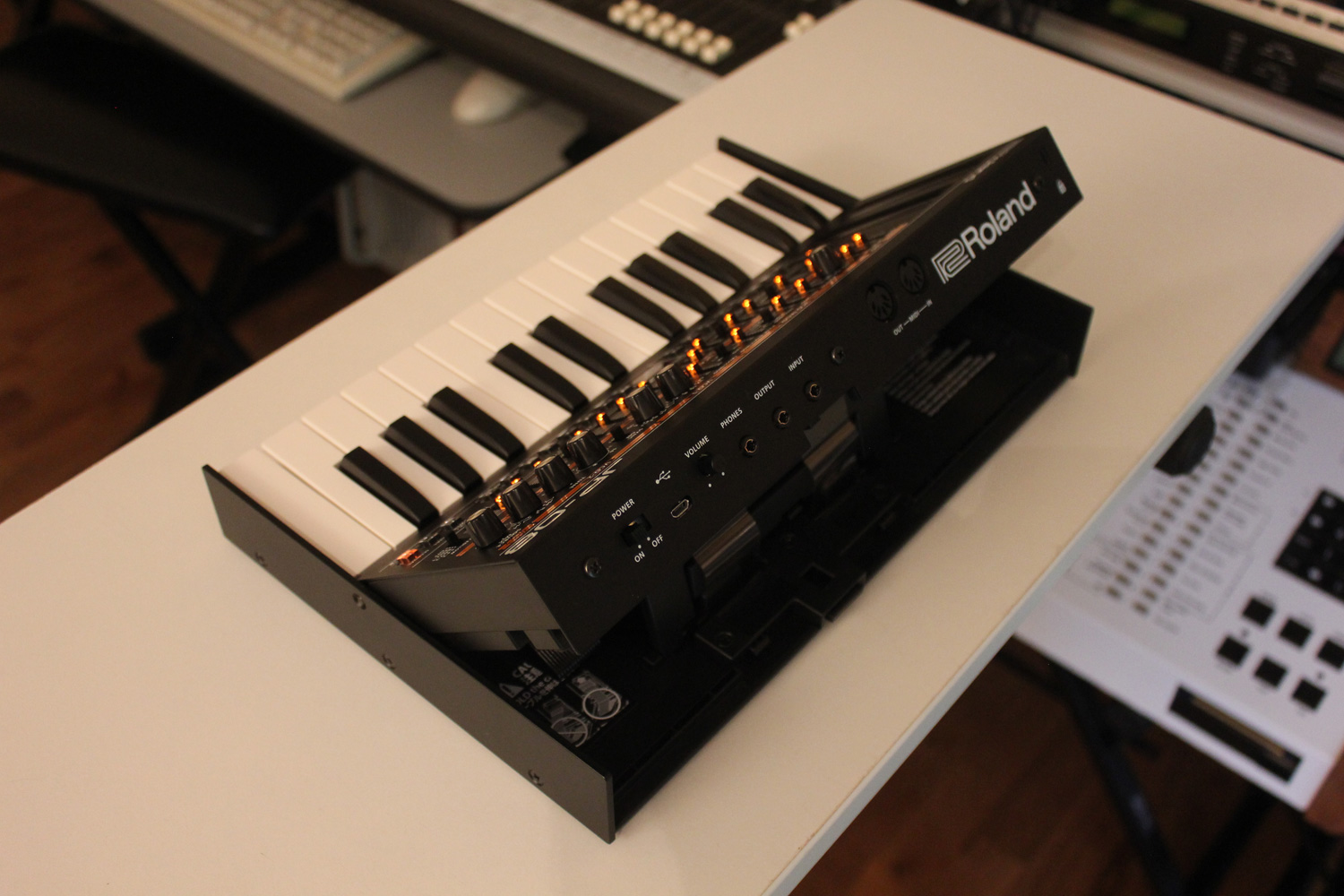 Roland JP-08