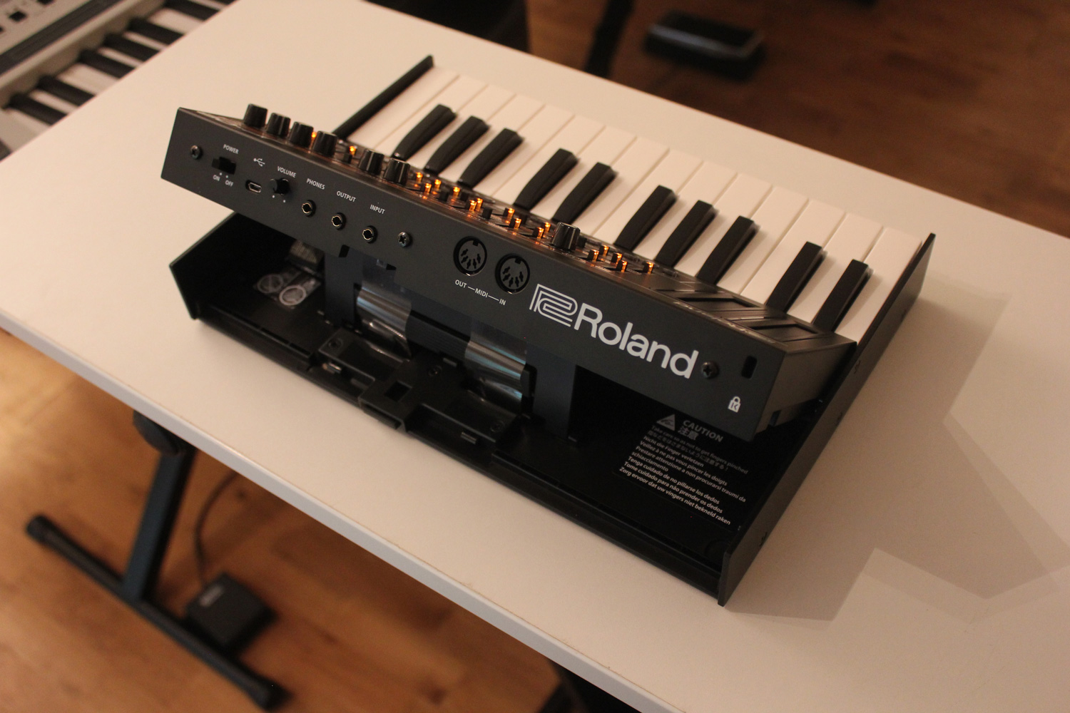 Roland JP-08