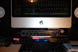 Behringer U-Phoria UMC404