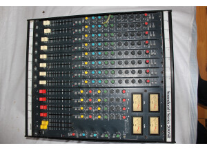 Soundcraft 200SR (1374)