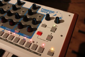 Akai Timbre Wolf Akai Timbre Wolf