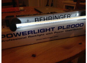 Behringer Powerlight PL2000 (87741)