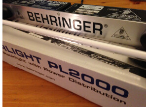 Behringer Powerlight PL2000 (25873)