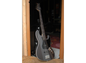 Fender Aerodyne Jazz Bass Japan Edition