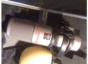AKG SolidTube (90305)