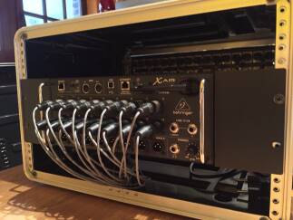 Behringer XR18