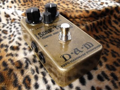 D*A*M (Differential Audio Manifestationz) Sonic TItan