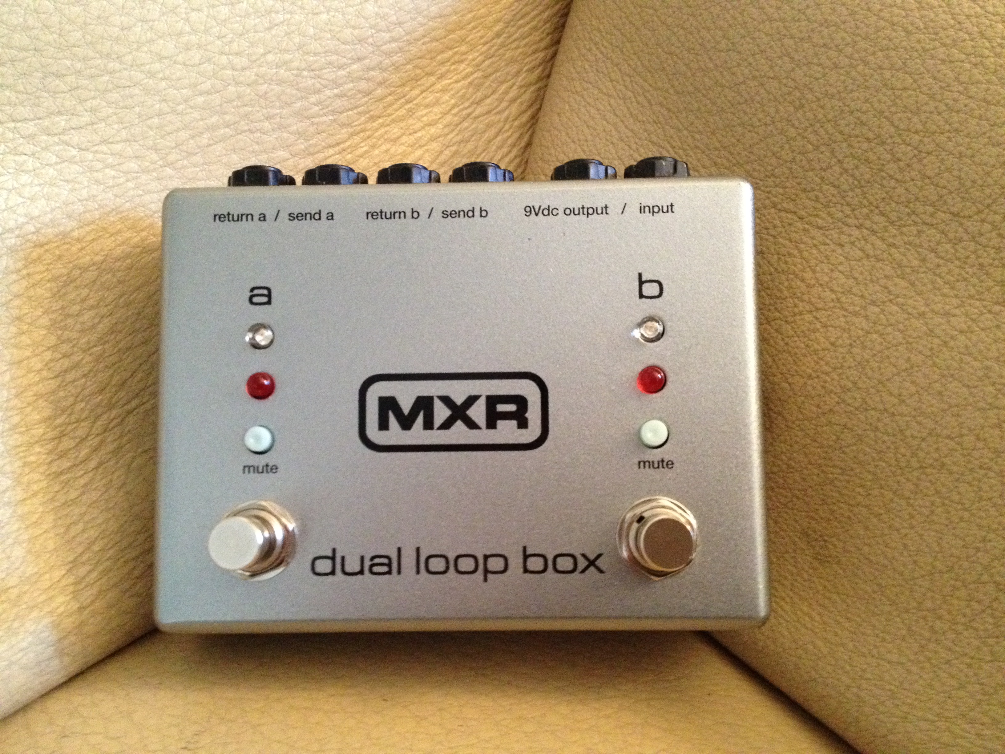 Pictures and images MXR M198 Dual Loop Box - Audiofanzine