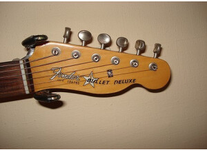 Fender Bullet Deluxe 1982