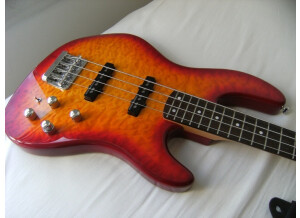 Fender Deluxe Jazz Bass 24 (97439)