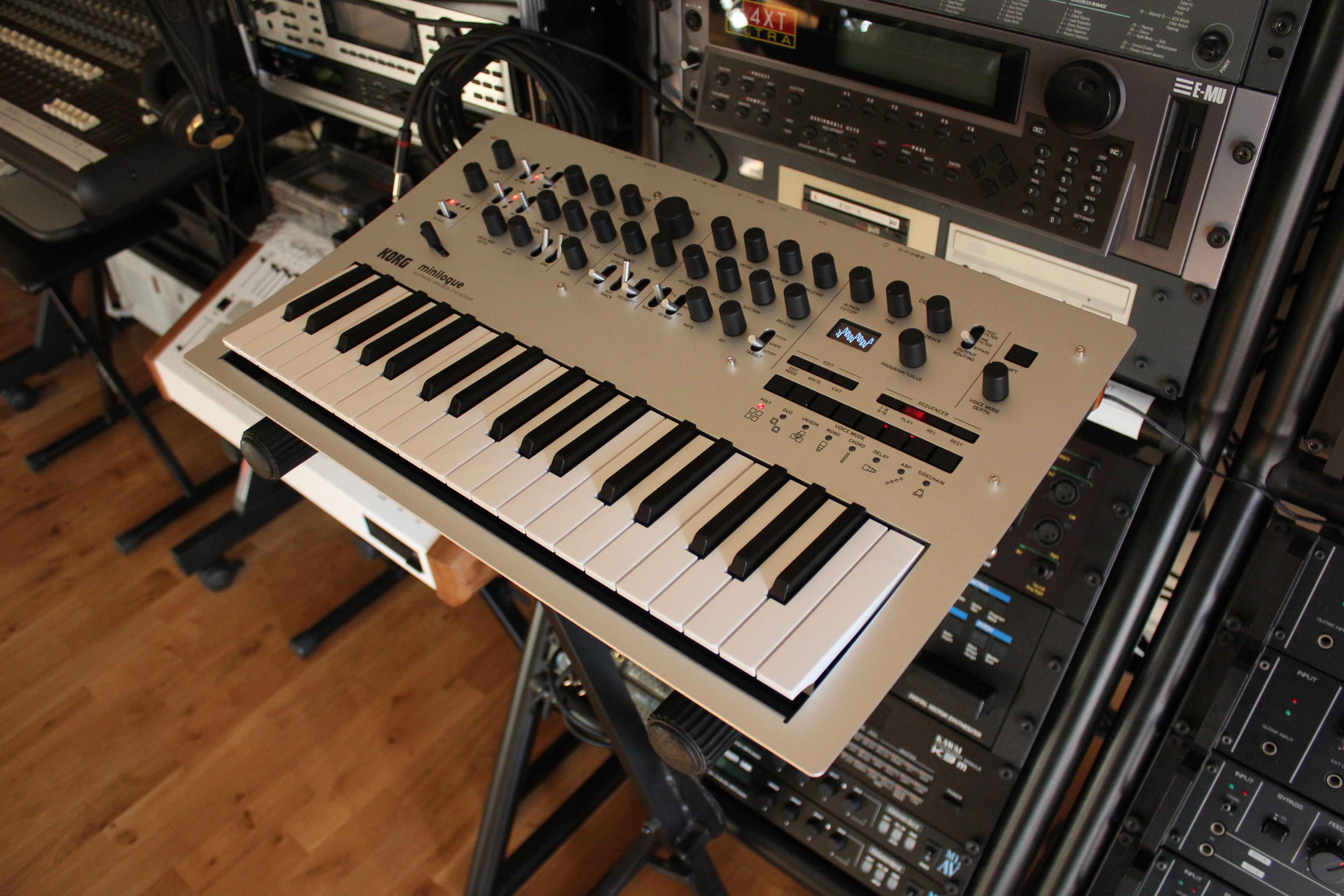 Korg Minilogue : 05.JPG