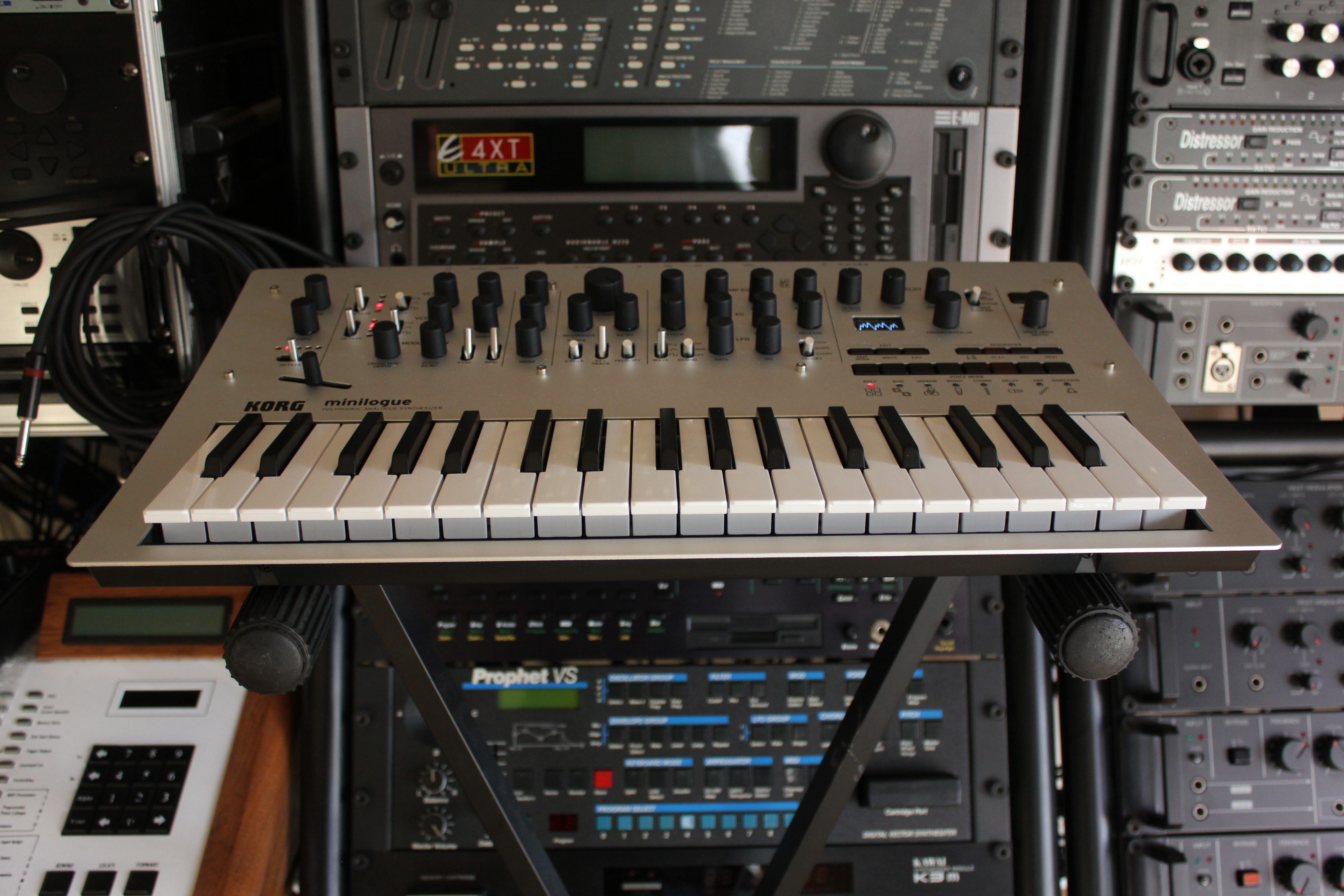 Korg Minilogue : 02.JPG