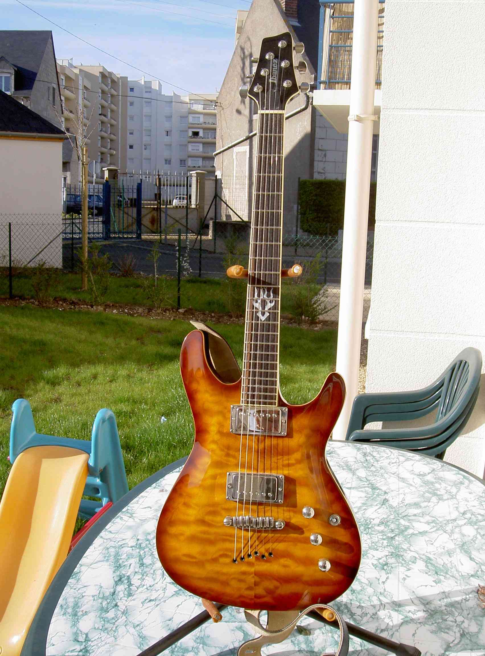 Ibanez SZ520QM