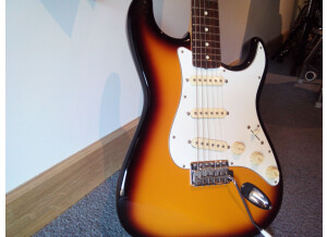 Fender stratocaster japon 1515043