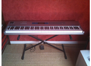 Alesis QS8.2 (28587)