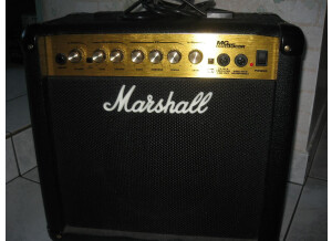 Marshall MG15CDR (15010)