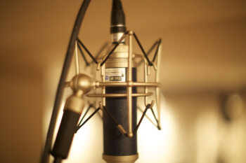 Blue Microphones Bottle Rocket Mic Locker : M3A8775 Blue Microphones Bottle Rocket Mic Locker : M3A8775