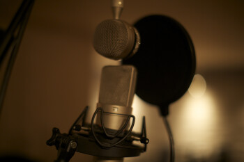 Blue Microphones Bottle Rocket Mic Locker : M3A8768 Blue Microphones Bottle Rocket Mic Locker : M3A8768