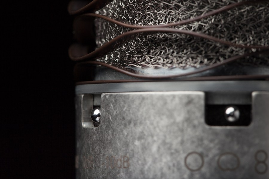 Aston Microphones Spirit : Aston mic close 2