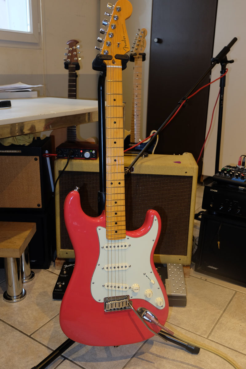 Fender American Deluxe Stratocaster V Neck [2010-2015]