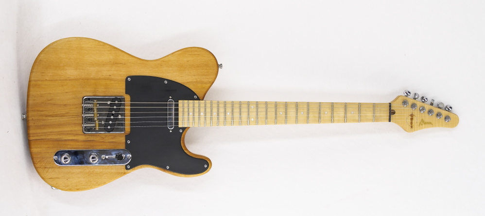 Manne Redwing satin 6