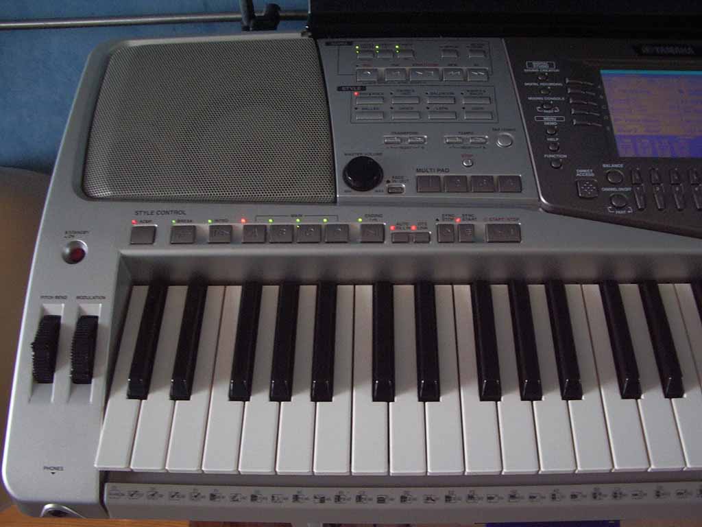 Pictures and images Yamaha PSR-2100 - Audiofanzine