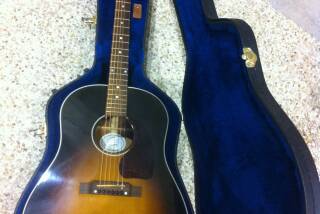 Gibson J-45 Standard (2011)