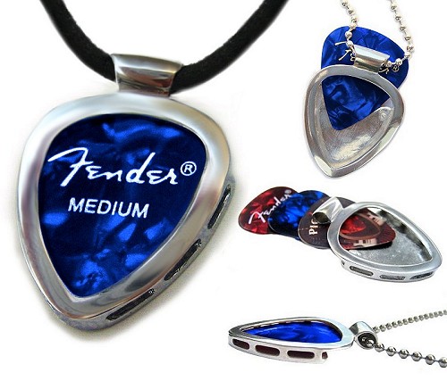 PickBay Holder Necklace : Pickbay Holder Necklace (Article)