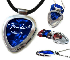 PickBay Holder Necklace : Pickbay Holder Necklace (Article) PickBay Holder Necklace : Pickbay Holder Necklace (Article)