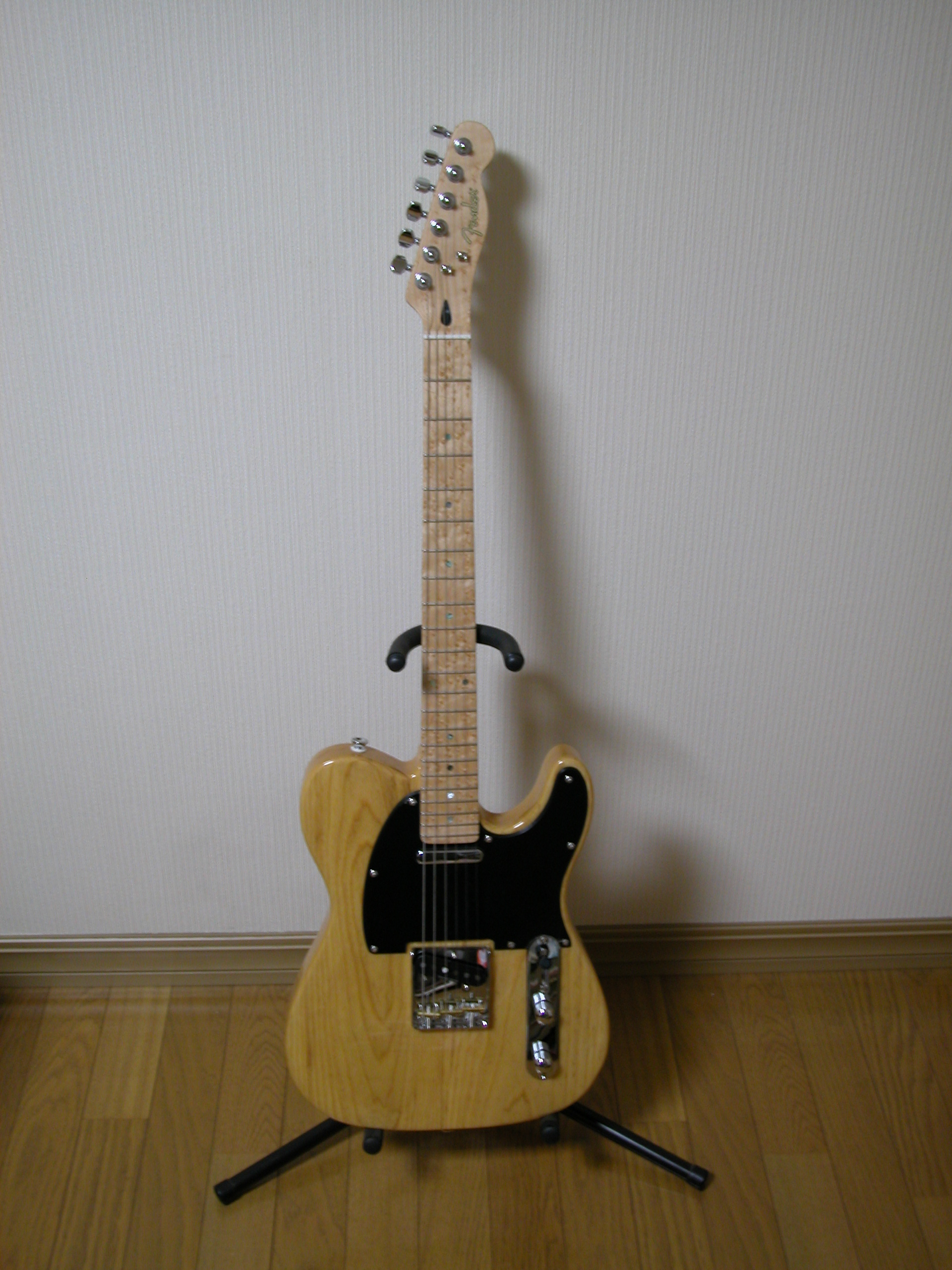 Fender Special Edition Lite Ash Telecaster