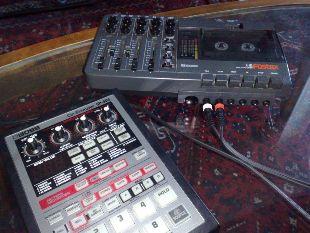 Boss SP-303 Dr. Sample
