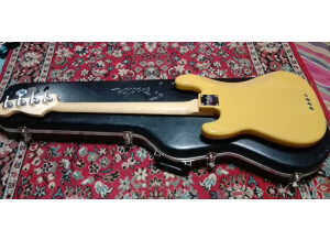 Fender precision american 1543509