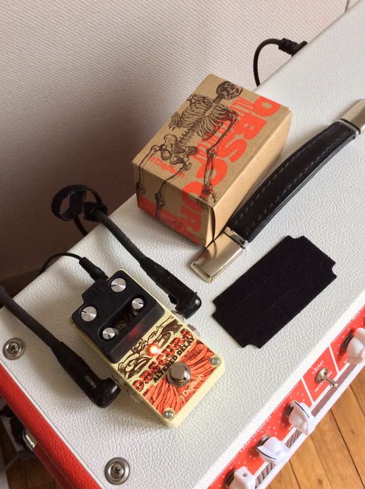 DigiTech Obscura Altered Delay : Article velcro