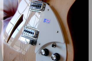 Rickenbacker 330